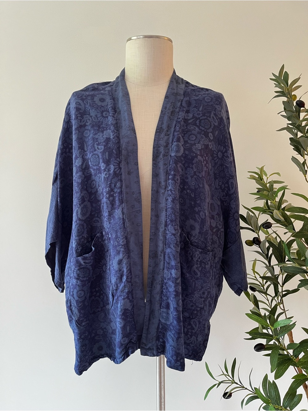 Women's Navy Floral Soft Slouchy Open kimono